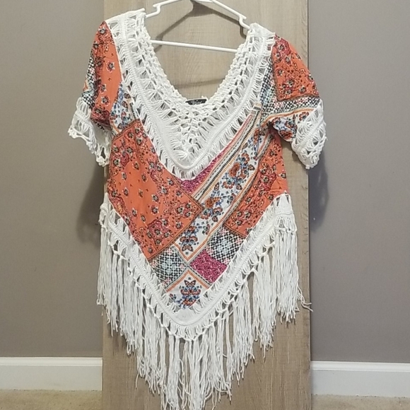 Vivid, size medium multi colored designed top - Picture 1 of 3